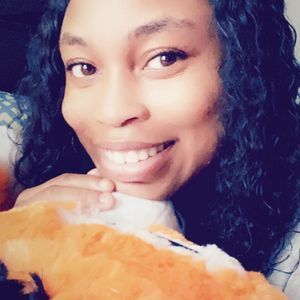 Meet your Posher, Mercedes